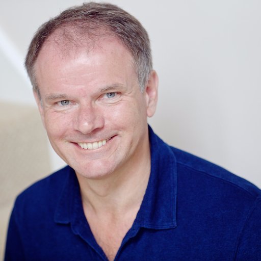 Helping #Coaches, #Trainers & #Consultants create products, programs & memberships with confidence. Coach, Mentor, Speaker, (ex co-founder 4N). #ListLaunchLive
