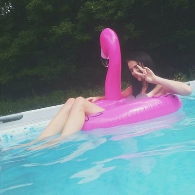 madisenfrost's profile picture. 