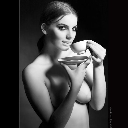 Anoukaimee_'s profile picture. una taza de café hace la diferencia entre vivir la vida y disfrutarla