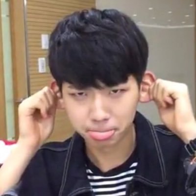 free follow! please follow @SEUNGSlKS instead