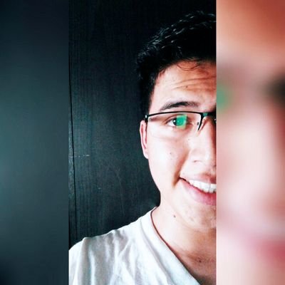 Solo soy un chico extraño que te puede entretener
xD si ya me conoces Bien!!! ^^'