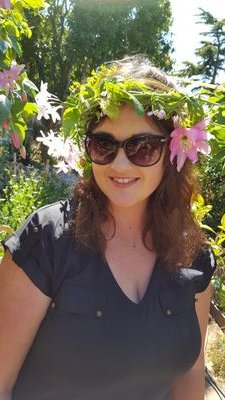 ErinBrewster9's profile picture. Tweeting about urban sustainability, design, astrophysics, and pies.

she/her/hers