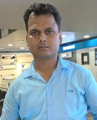 Deputy editor Hindi Dainik Puneet Sandesh