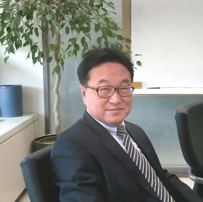 yjyouyj1's profile picture. 