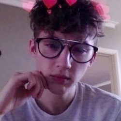 aIphabxtboy's profile picture. I put a whole bag of jelly beans up my ass