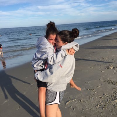 _marianafry's profile picture. 