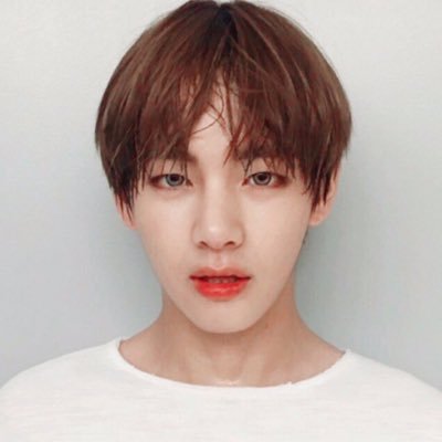 란 (@BTStete0727)  Twitter