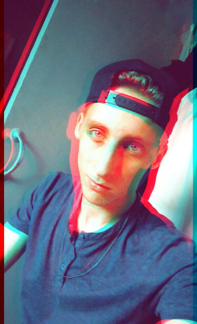 Adam_Locklin's profile picture. Born sinner.