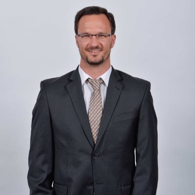 GarynR's profile picture. Partner @webberwentzel specialising in environmental law and energy procurement.