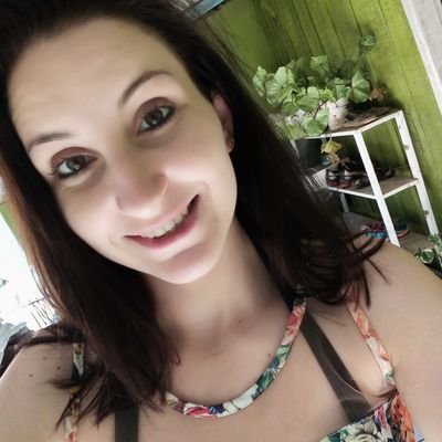 ( * Como posso falar de mim, de como eu sou, se cada um tem a sua opinião ? .. ^^