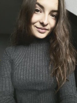 Solene_Grmn's profile picture. To love someone deeply give you strenght. Be loved by someone deeply gives you courage.- ZM