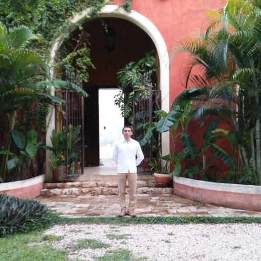 VicMcAv's profile picture. 