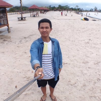 FadilahKhanAF's profile picture. 