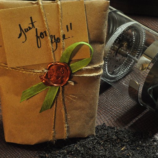 BrownLeafTea's profile picture. Brown Leaf Tea Bar is a premium loose leaf tea provider.  Teas steeped and served hot and iced.