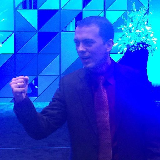 Iagosoutonpro's profile picture. Soy padre de familia, con dos hijas hermosas y amo la libertad de poder trabajar donde quiero y con quien quiero ayudando a otras personas a lograr lo mismo.