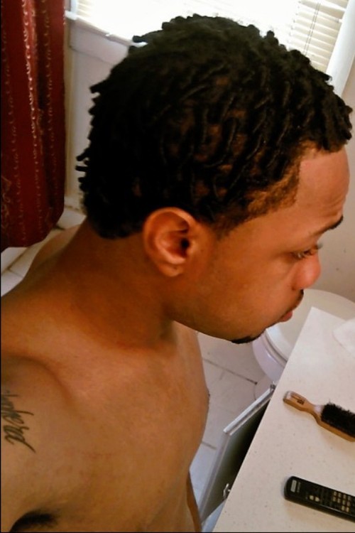 Sheyo_Don's profile picture. cool type fellow, laid back mello