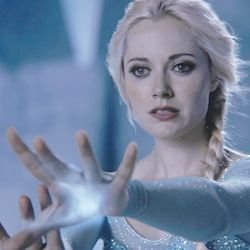 SnxwQueen_'s profile picture. 【The fucking q u e e n.】21. La vida se basa en explorar aquello que desconocemos. ❝The cold never bothered me anyway.❞ Cabaña 02. Exploradora. #TWDisney.
