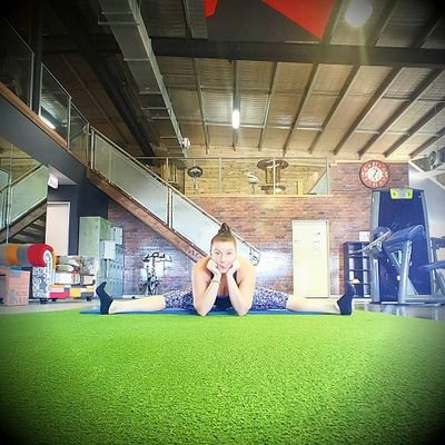 Falon_Leigh's profile picture. Beginner-ish yogi mumma sharing the highs and lows of living the zen life ✌