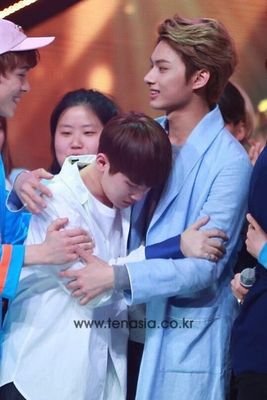 17S2_woozi's profile picture. 와펜을 원해!