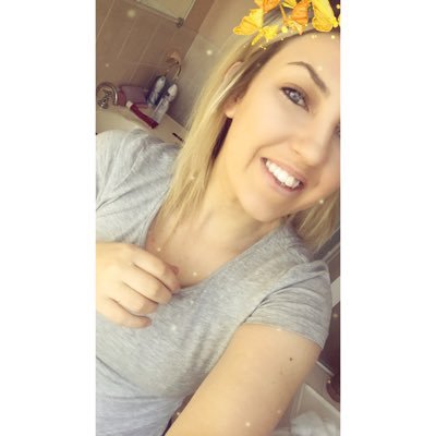 Brittyyj1's profile picture. 