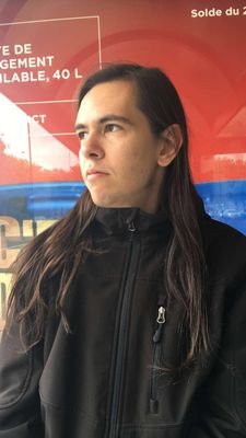 Computer addict, science lover, skeptical about the universe. Also back-end developer during the day.
