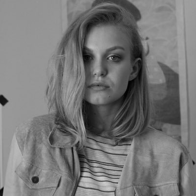 livsov3's profile picture. sorcière