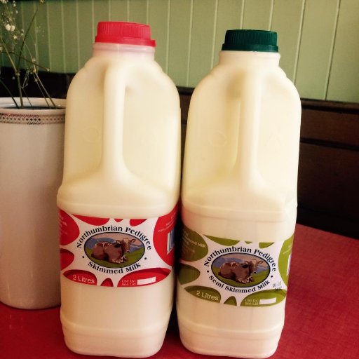NorthumbrianPedigree Milk- from Moo to you.
Dairy Shorthorn & Ayrshire cows