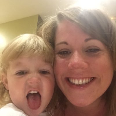 julia_jury's profile picture. 