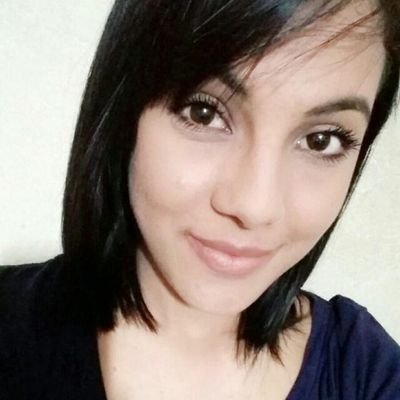 Apaixonada pelo evangelho de Cristo.
Cantora / Compositora