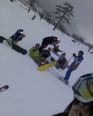 snowsnowsoccer's profile picture. スノブォー好き 。自称会社員
とりあえずバートンで染めとこ。マグザム乗ってます。とりあえず冬本気出したい。スケボー。釣り。