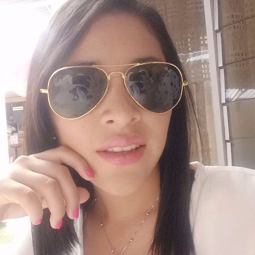 Mayra090692's profile picture. 🇵🇪 Arequipa | Perú
🎓 Comunicadora Social
👩‍💻 Mpatía Digital 
💛 Madrina de Oriana
➡️ A donde vayas acude de corazón ❤