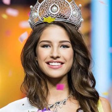 meghna_menon's profile picture. 