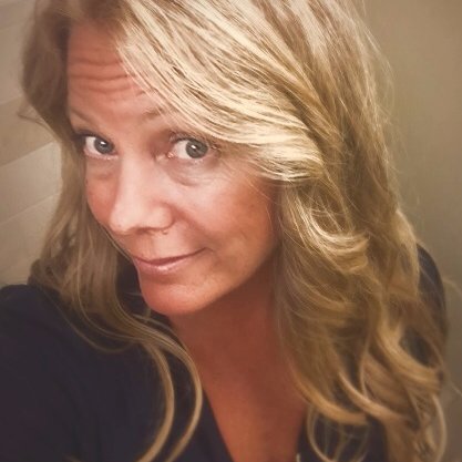 Washington DC media consultant. 15 years experienced in radio, cable, broadcast tv, and digital.