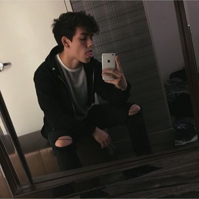 wesleyrpgritz's profile picture. 