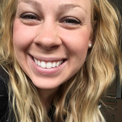 laurenhardisky's profile picture. bon vivant