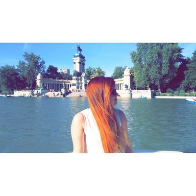 LoreeeWTF's profile picture. 23. Potterhead⚡

                        
'No hay nada imposible para una mente dispuesta'