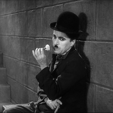 marcofido's profile picture. NOT NYC until further notice... passionate filmmaker, football ⚽️⚽️ blogger , VEGAN. made in Guayaquil-Ecuador