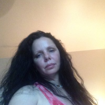 LynnChamberl's profile picture. 
