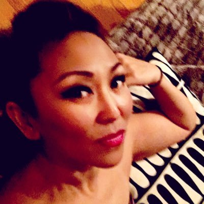 jeennieah's profile picture. 