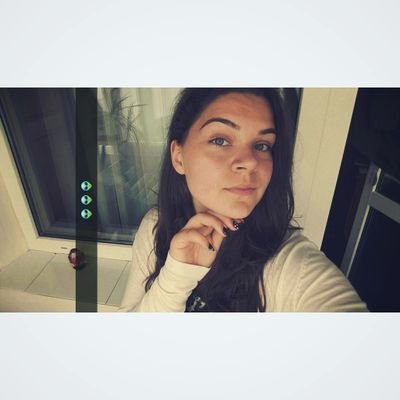 marian_ade's profile picture. 