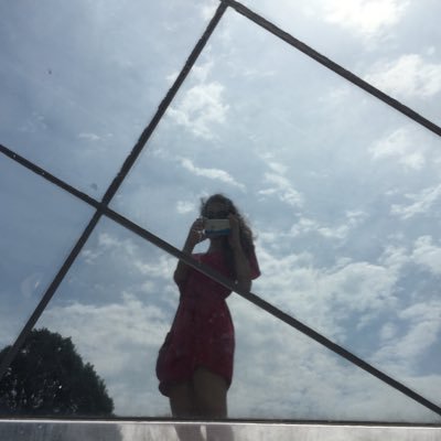 carogblacud's profile picture. 