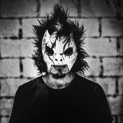 cu__t's profile picture. x_O