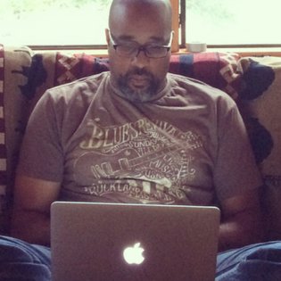 Obsessed_Writer's profile picture. 