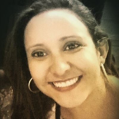 sannylee's profile picture. Amo meus cachorros, minhas famílias e meus poucos e bons amigos...