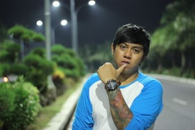 bayunotation's profile picture. ● Bumi Allah
● Family First
● Manchestet City
● Vocal, Bass, Guitar
● WastedAwayOfficial
● Dorks Kediri Raya
● IG : @Sdgbayu