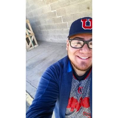 Iz_rios's profile picture. Dreamville.