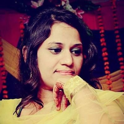 I'm a UI/UX Designer living in Chandigarh India. I creates simple, easy to use mobile apps through design thinking, user research, rapid prototyping.
