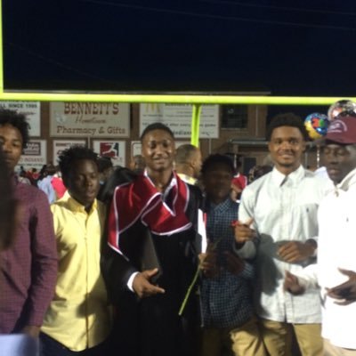 bradmilton10's profile picture. niggahs actin like bitches nowadays