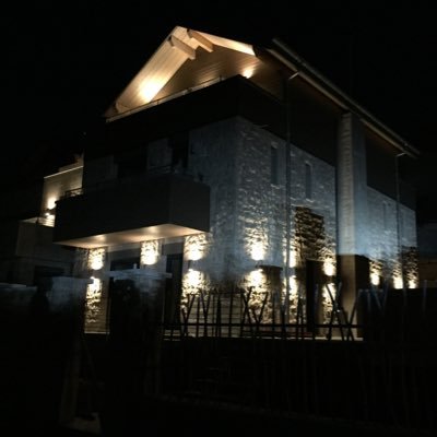 HVN_Kfardebian's profile picture. Il reste 2 chalets de #Montagne de 200m2 avec 90m2 Jardins et Terrasses, situés à #Kfardebian #Liban tout près des pistes de #Ski de #Faraya