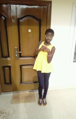 hawa_tumosiayah's profile picture. Love me for who I am not who am no.#loving my self